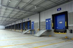 ซื้อ พีวีซี วัสดุ โดค รูปปกปิด พร้อมการปิดและกันหนาสําหรับโดคการบรรทุก - ความหนา 3 มม. online manufacture