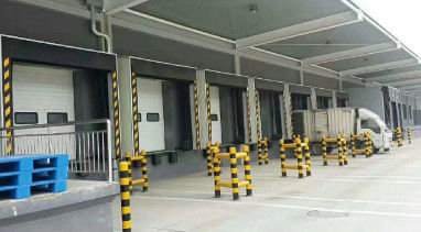 CE ยอมรับ Hydraulic Dock Leveler งานหนัก Hydraulic Loading Dock Ramps