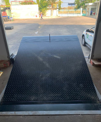 ระบบบํารุงรักษาที่ต่ํา ระบบไฮดรอลิก โพลตฟอร์มบรรทุก Dock Leveler การกําจัดขยะ ISO 9001