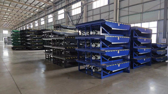 ไฮดรอลิกไฟฟ้าการบรรทุก Dock Leveler ความจุไดนามิก 6800kg / ความจุสติก 13600kg