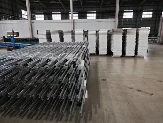 CE Certified Residential Automatic Electric Overhead Sectional Aluminum Frame ประตูรถเข็น พร้อมรถเข็น