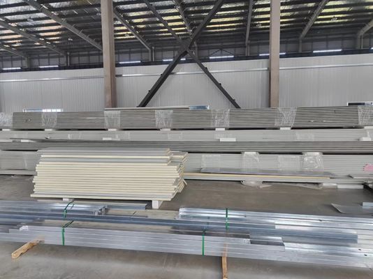 ประตูโรงรถแกรจสแตนเลสเหล็กเหล็ก RAL9006 สี การบํารุงรักษาต่ํา