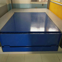 Dock Leveler ด้วยเทคโนโลยีป้องกันการลื่น ความปลอดภัยและความน่าเชื่อถือ